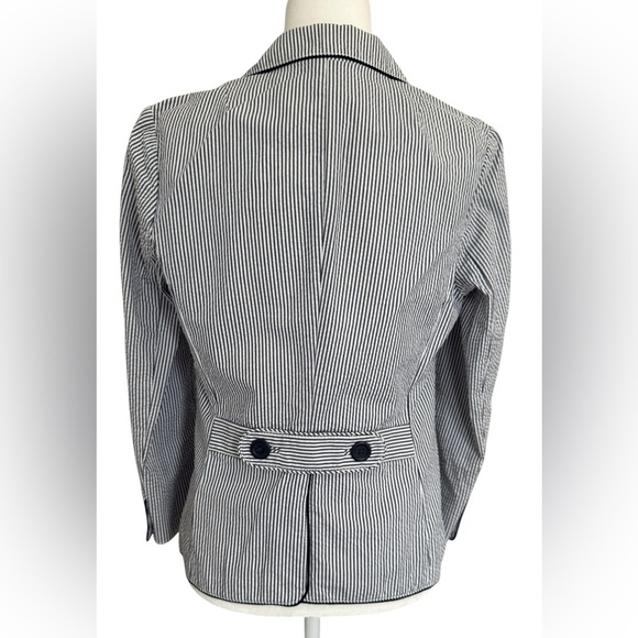 Banana Republic Seersucker Blazer Sz 6 Blue White Stripe Preppy  Jacket NWT - Picture 2 of 11